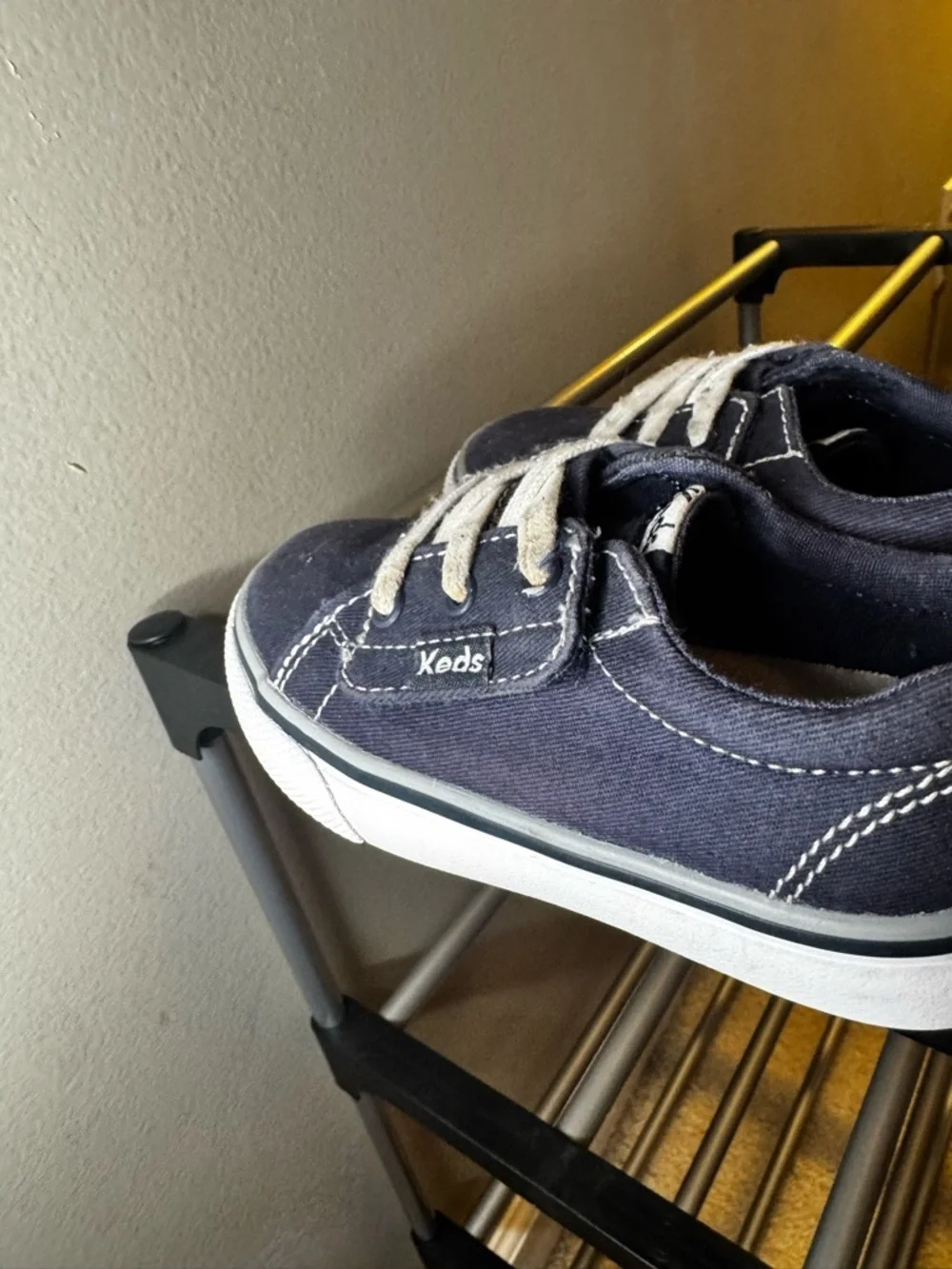 EUC Keds Kids Navy Canvas Sneakers with White Soles Toddler Size 8